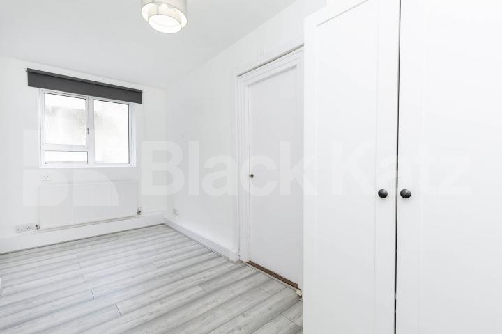 			3 Bedroom, 1 bath, 1 reception Flat			 Robert Street, Mornington Cresent